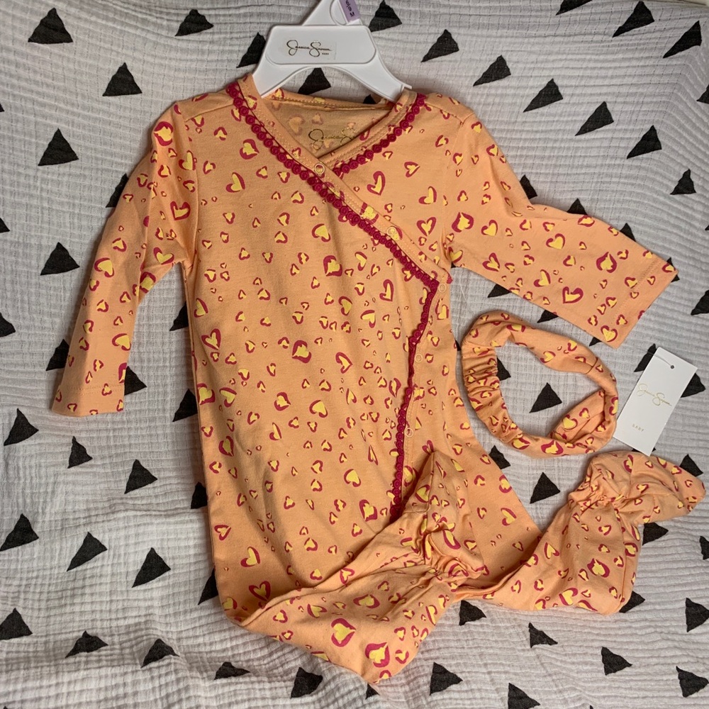 *NWT* Jessica Simpson Baby Coverall w/hdbnd 6-9mos